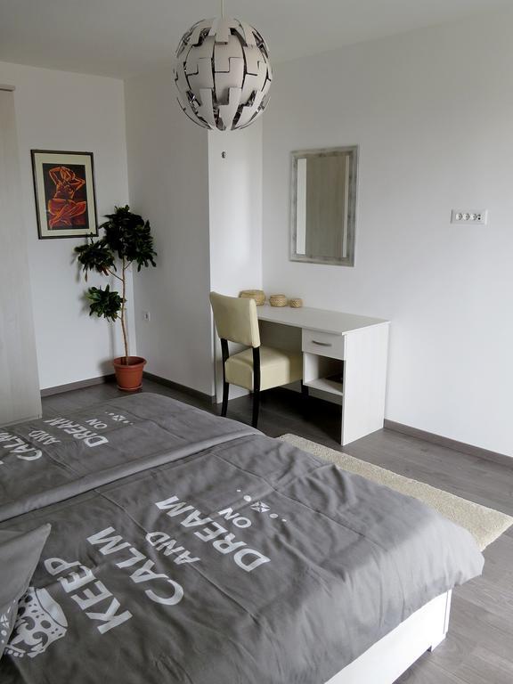 Apartment Lea Макарска Екстериор снимка